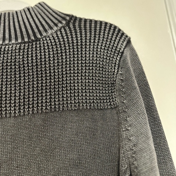 Rock & Republic Men's XL 100% Cotton Mock Neck Henley Faded Pullover Sweater. - Picture 15 of 15